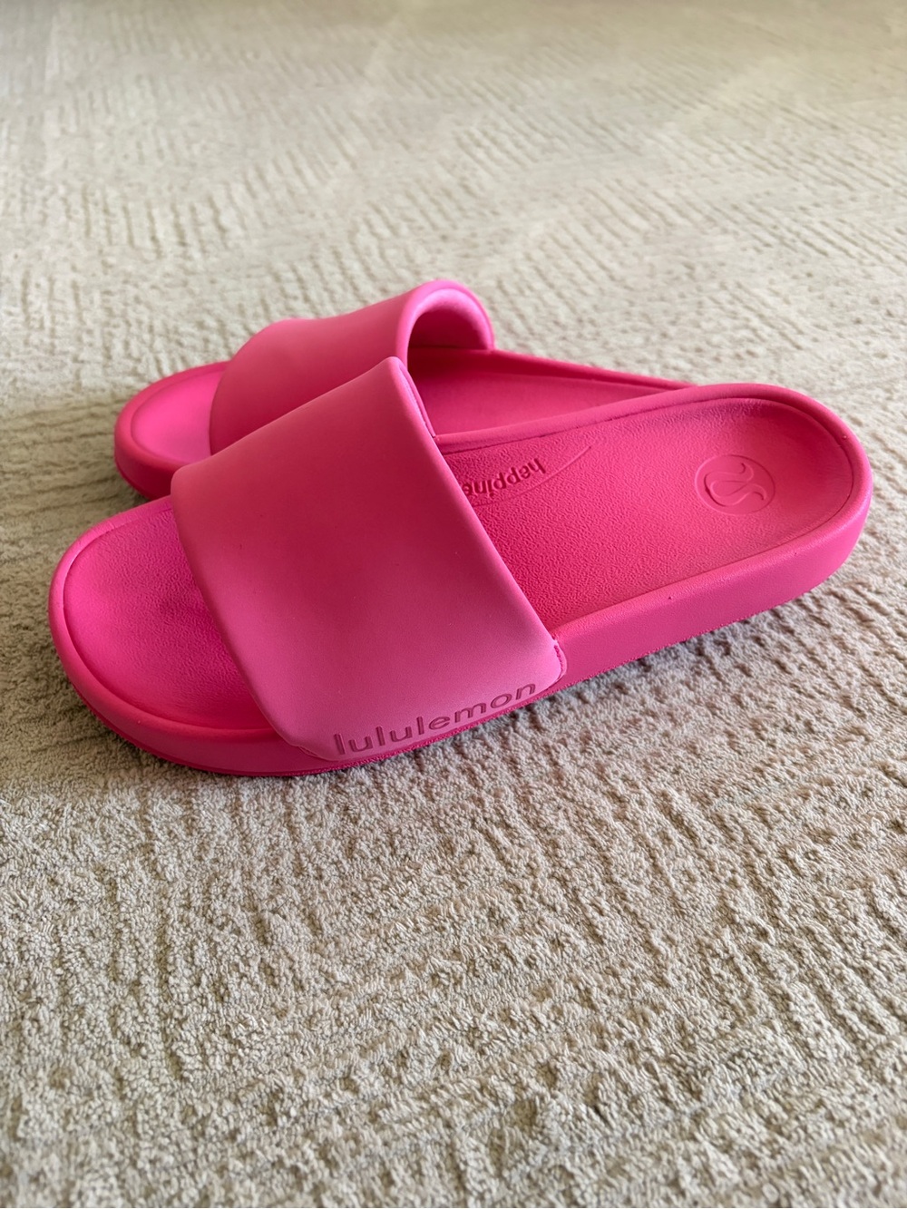 lululemon athletica Racer Pink Restfeel Slides